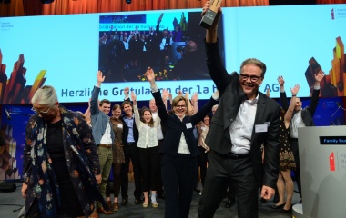1a hunkeler fenster AG &amp; 1a hunkeler holzbau AG gewinnt Family Business Award 2018