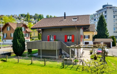 Fenster- und Holzbau